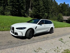 BMW-M3-Touring xDrive Competition Exterieur M-Carbon,Употребявани коли