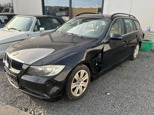 BMW 325 i Touring Unfall als Teileträger oder Reperat