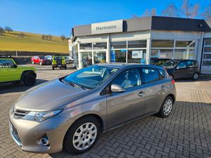 TOYOTA-Auris-Life+,Polovna