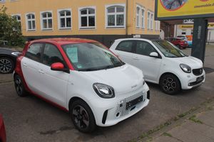 SMART-ForFour-60kW EQ*Aut*Navi*PDC*DAB*Sitzhzg*,Подержанный автомобиль