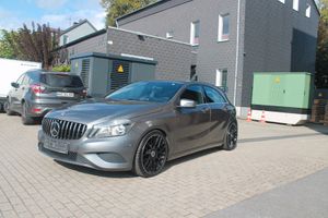 MERCEDES-BENZ-A 180-Style*19"LM+tiefer+Heckspoiler*Navi*,Használtautó