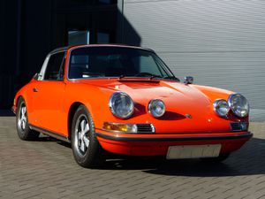 PORSCHE-911 Urmodell-911 T 2,4  Targa,Oldtimer