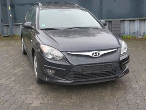 HYUNDAI-i30-cw 1,6-DIESEL ,kein Wartungsst, 2Hnd,Használtautó