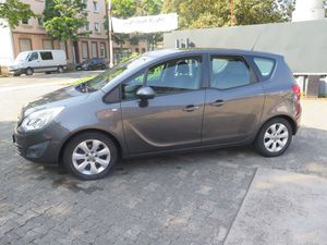 OPEL-Meriva-B Edition,2HND,lückenl Scheckheft, AHK,Használtautó