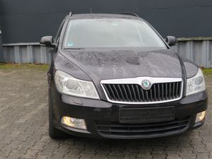 SKODA-Octavia-Combi Family 4X4 lückenlScheckh,1HND,Употребявани коли