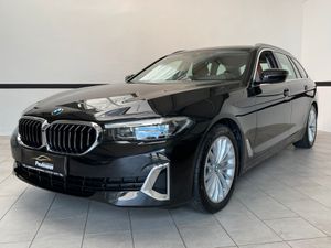 BMW-530-d Touring Aut Luxury Line Navi*Leder*LED*1Hd,Употребявани коли