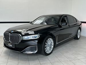 BMW-750-i A xDrive Navi*Leder*LED*HUD*AHK*Standheiz*,Употребявани коли