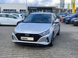 HYUNDAI-i20-Trend Mild-Hybrid: 2021er mit 48000km!,Begangnade