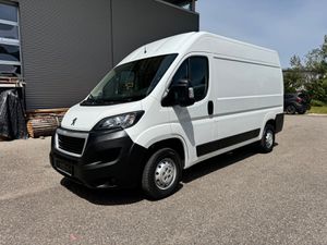 PEUGEOT-Boxer-Kasten Hochraum 333 L2H2 Pro BlueHDi 140 S,Pojazdy używane