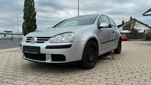 VW-Golf-V Lim Trendline, SHZ, 2 Zonen Klimaa,Подержанный автомобиль