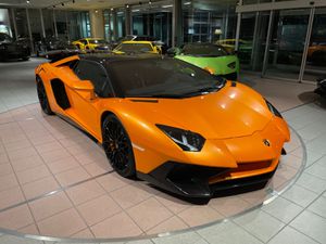 LAMBORGHINI-Aventador-SV Roadster 1of 500 "AD PERSONAM",Подержанный автомобиль