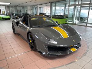 FERRARI-488 Pista-Spider  ATELIER/LIFT/STRIPES/KAMERA,Подержанный автомобиль