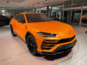 LAMBORGHINI-Urus-Carbon Paket Interieur&Exterieur,Подержанный автомобиль