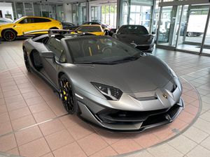 LAMBORGHINI-Aventador-SVJ Roadster VOLL-CARBON,Подержанный автомобиль