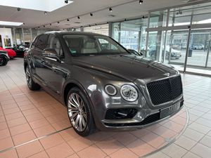 BENTLEY-Bentayga-Hybrid  Blackline/Rear-Seat Entert,Подержанный автомобиль