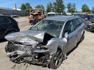 AUDI-A4-Avant 25 TDI,Véhicule accidenté