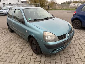 RENAULT-Clio-II Campus,Gebrauchtwagen