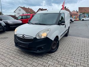 OPEL-Combo-D Kasten L1H1 2,4t/ANHÄNGERKUPPLUNG/135PS/,Gebrauchtwagen