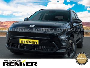 HYUNDAI-Kona-Elektro SX2 Trend,teşhirdeki otomobil