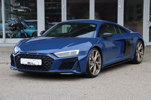 AUDI-R8-Coupé 52 FSI RWD performance/Schalensitz/B&O,Подержанный автомобиль