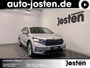 SKODA-Enyaq-Loft 60 Navi LED ACC El Heckkl 20'' LM,teşhirdeki otomobil