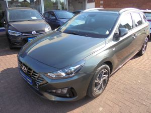 HYUNDAI-i30-T-GDI Hybrid 48V 15 Kombi,Употребявани коли