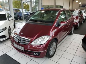 MERCEDES-BENZ-A 180-ELEGANCE AUTOMATIK TEMPO 2 HAND,Gebrauchtwagen