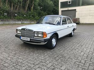 MERCEDES-BENZ-230-W123 Automatik ABS Airbag eSSD H-Zulassung,Олдтаймер (Раритетный автомобиль)