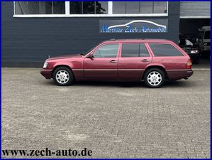 MERCEDES-BENZ-E 250-T D Automatik mit H- Kennzeichen,Véhicule de collection