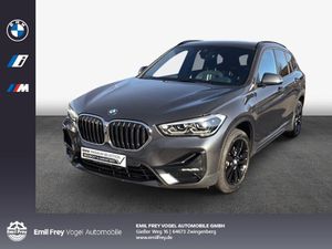 BMW-X1 sDrive18i Sport Line DAB LED RFK Navi Shz-X1 sDrive18i,Подержанный автомобиль