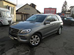 MERCEDES-BENZ-ML 350-CDI ~ AHK ~ StdHzg ~ Fond-TV ~,Подержанный автомобиль