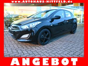 HYUNDAI-i30-14 *Classic* Klima 17Alus HU-neu,Vehículo de ocasión