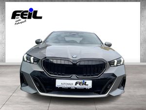 BMW-520d-M Sport M Sportpaket Head-Up HK HiFi DAB,Auto usate