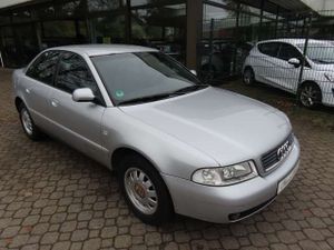 Audi-A4-16 *nur 134 TKM*HU neu*Klimaautom*SHZ*PDC*GJ-Rfn,Употребявани коли