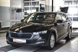 Skoda-Octavia-Combi 20TDI Style DSG*AHK*LED*Head-Up,Употребявани коли