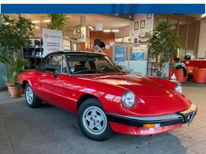 Alfa Romeo-Spider-20 KAT,Gebrauchtwagen