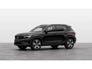 Volvo-XC40-Recharge T5 Plug-In Hybrid Ultimate Dark Pilot Ass,teşhirdeki otomobil