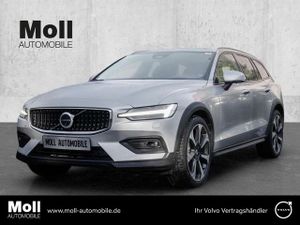 Volvo-V60 Cross Country-Cross Country Ultimate AWD B5 Benzin EU6d HUD Stan,Употребявани коли