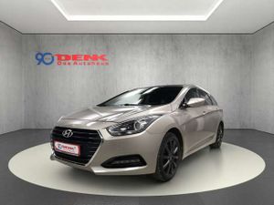 Hyundai-i40-Style 17 CRDi*Kamera*,Подержанный автомобиль