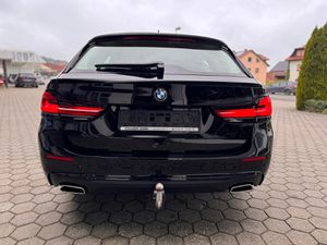 BMW 520 d Touring AHK SITZHEIZUNG 4-Zonen-Klimaauto.