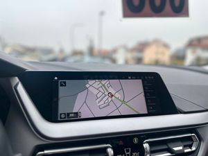 BMW 116 i LENKRADH. LED-SCHEINWERFER NAVI KLIMA