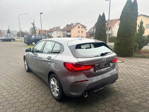 BMW 118 i Sport Line LENKRADH. LED PDC KLIMA