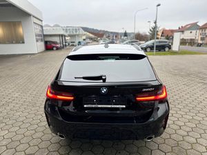 BMW 320 i Touring M-Sport ABSTANDST. MEMORY HEAD-UP