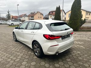 BMW 116 i Limousine LENKRADH. LED NAVI DAB