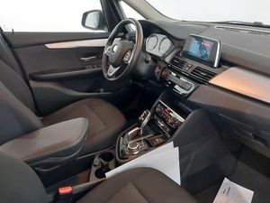 BMW 218 i Gran Tourer PDC LED NAVI DAB KLIMA