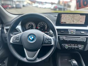 BMW X1 25e xDrive KAMERA LED SZH DAB