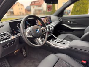 BMW 330 e Touring M-Sport AHK LHZ ABSTANDSTEMP MEMORY