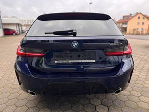 BMW 330 e Touring M-Sport AHK LHZ ABSTANDSTEMP MEMORY