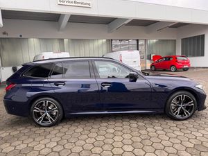 BMW 330 e Touring M-Sport AHK LHZ ABSTANDSTEMP MEMORY