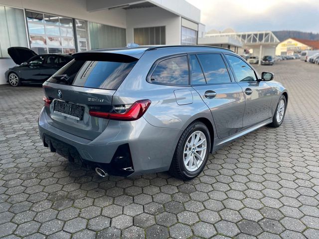 BMW 320 d Touring M-Sport ABSTANDST. MEMORY HEAD-UP